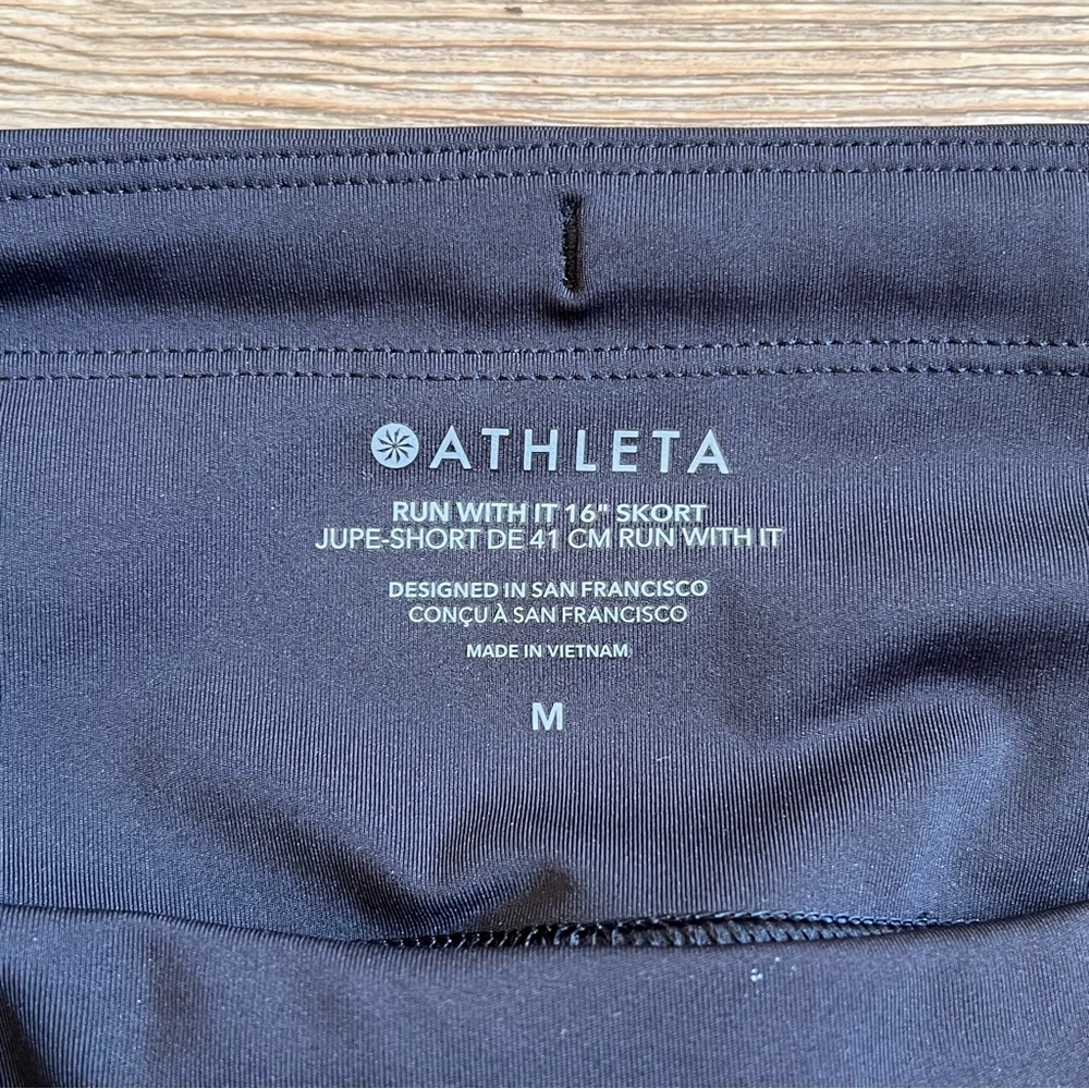 Athleta Run with It 16 inch skort black medium Activewear Skirt - Picture 7 of 8